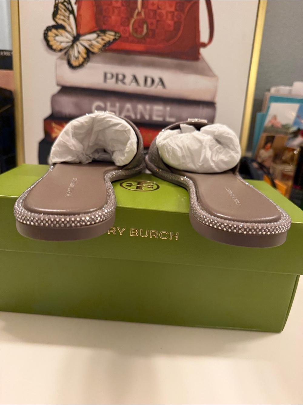 New Tory Burch Silver Metallic Logo Slide - Picture 7 of 10